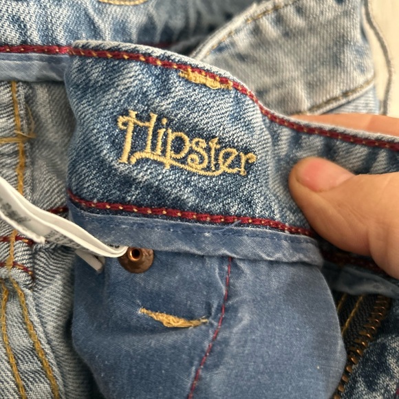 American Eagle Outfitters | Light Blue Flare Jeans | Size 36 x 31 - Picture 3 of 10